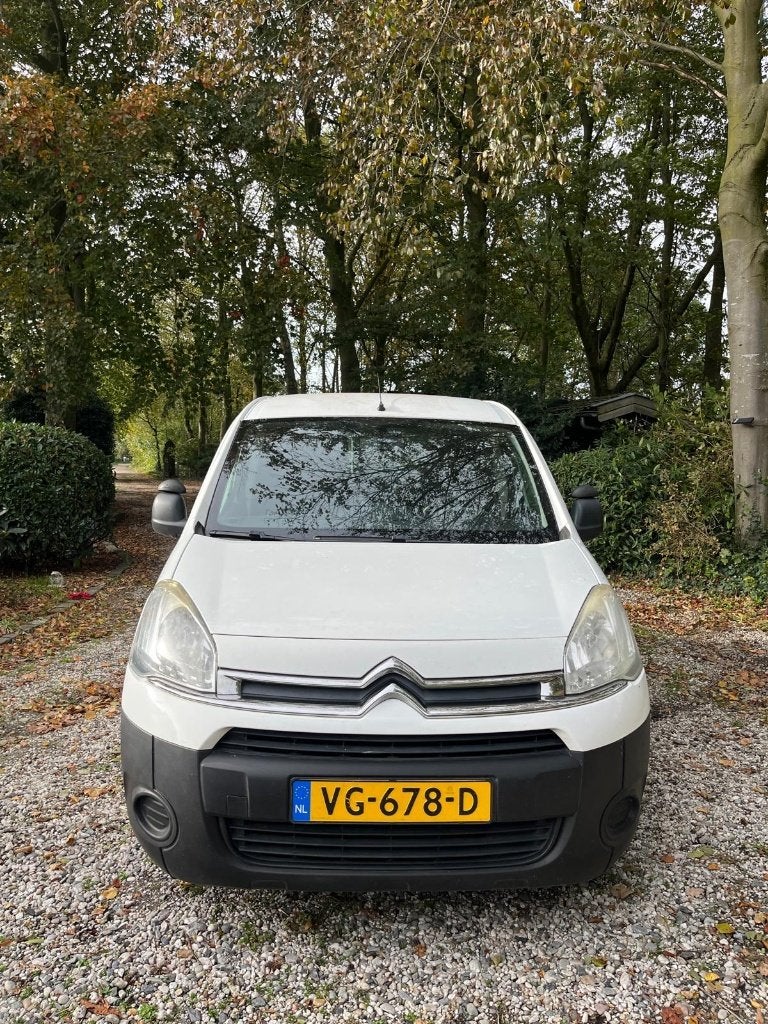 Citroën Berlingo 1.6 HDI 66KW 2013, Auto's, 21 km/l, Euro 5, Zwart, Citroën