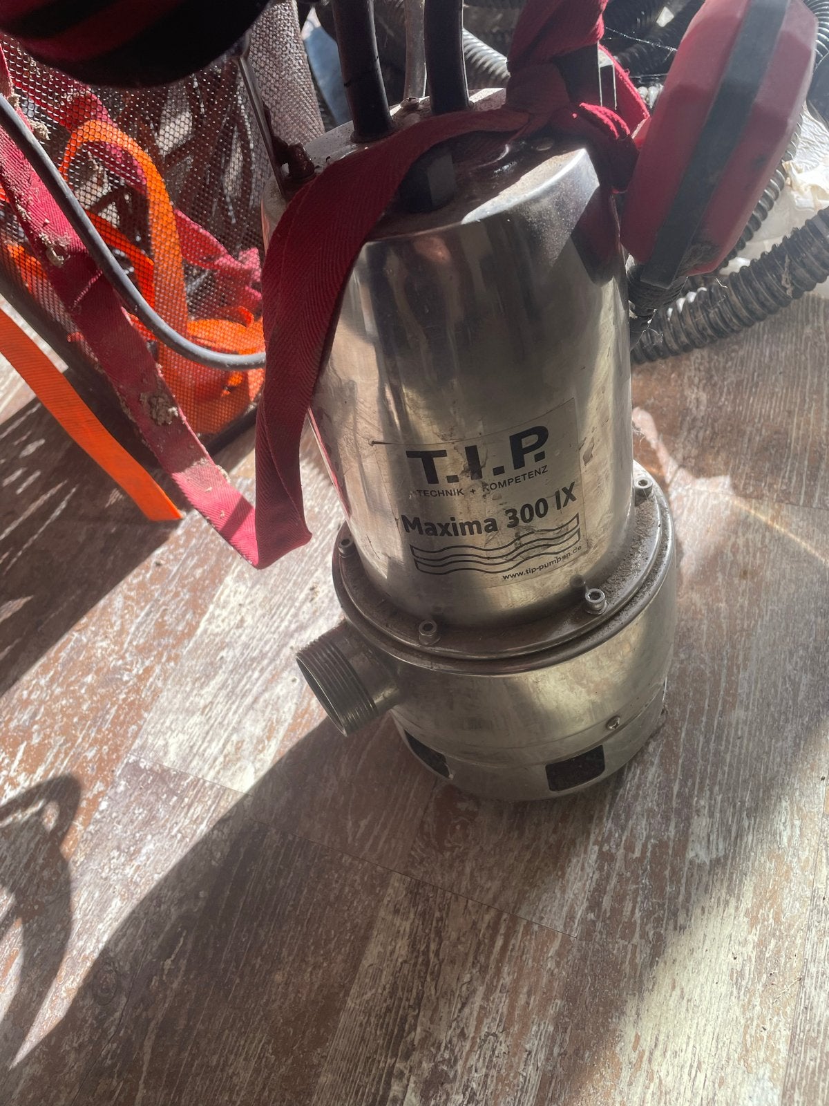 T.I.P. Maxima 300 IX Dompelpomp met slang, Ophalen of Verzenden, Gebruikt, Elektrisch, Dompelpomp