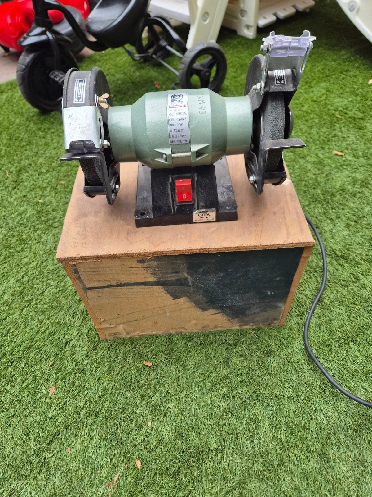 Workmaster Bankslijpmachine 225W, Doe-het-zelf en Verbouw, Ophalen
