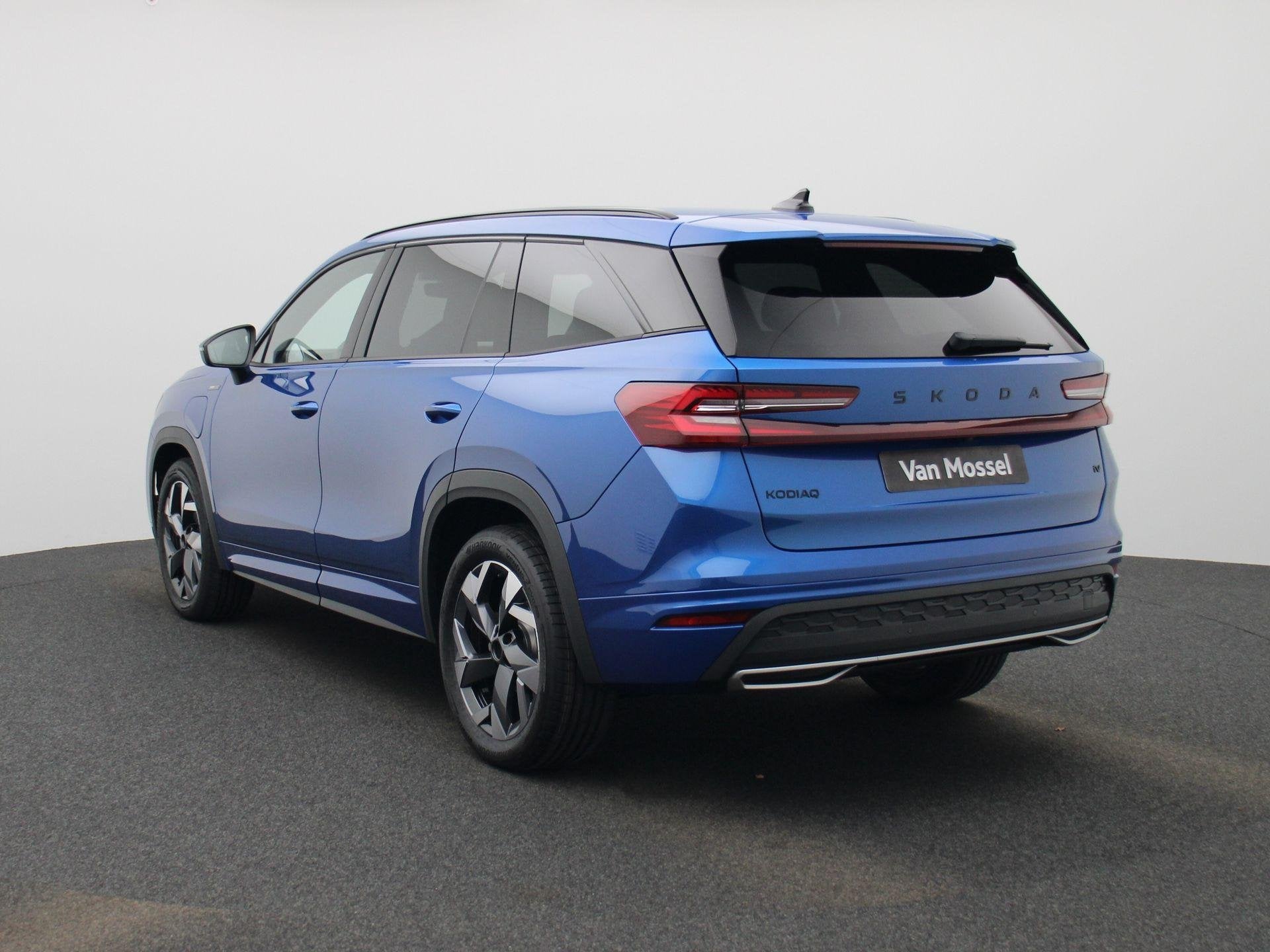 Skoda Kodiaq 1.5 TSI PHEV Sportline Business 204 PK | Automa, Auto's, Dealer onderhouden, 1498 cc, Blauw, 26 kWh