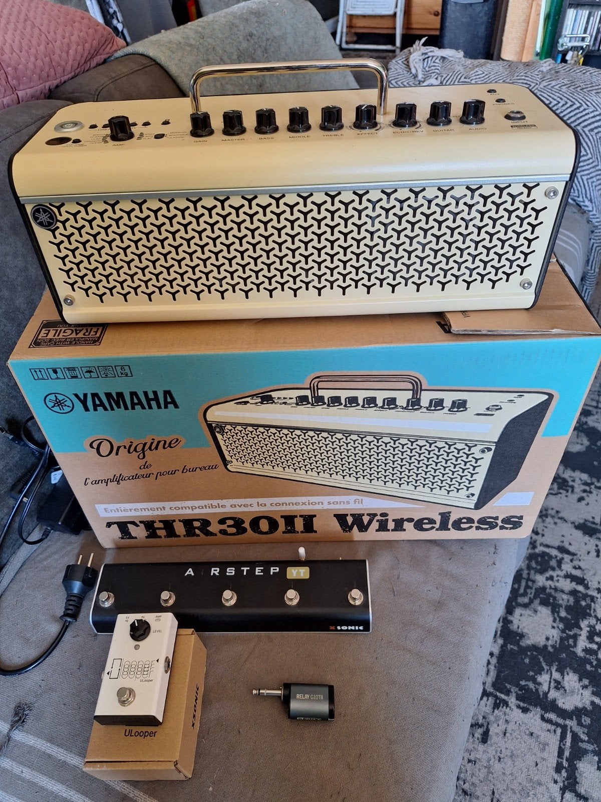 Yamaha THR30 mark II wireless compleet zie beschrijving €400, Muziek en Instrumenten, Versterkers | Bas en Gitaar, Ophalen, Zo goed als nieuw