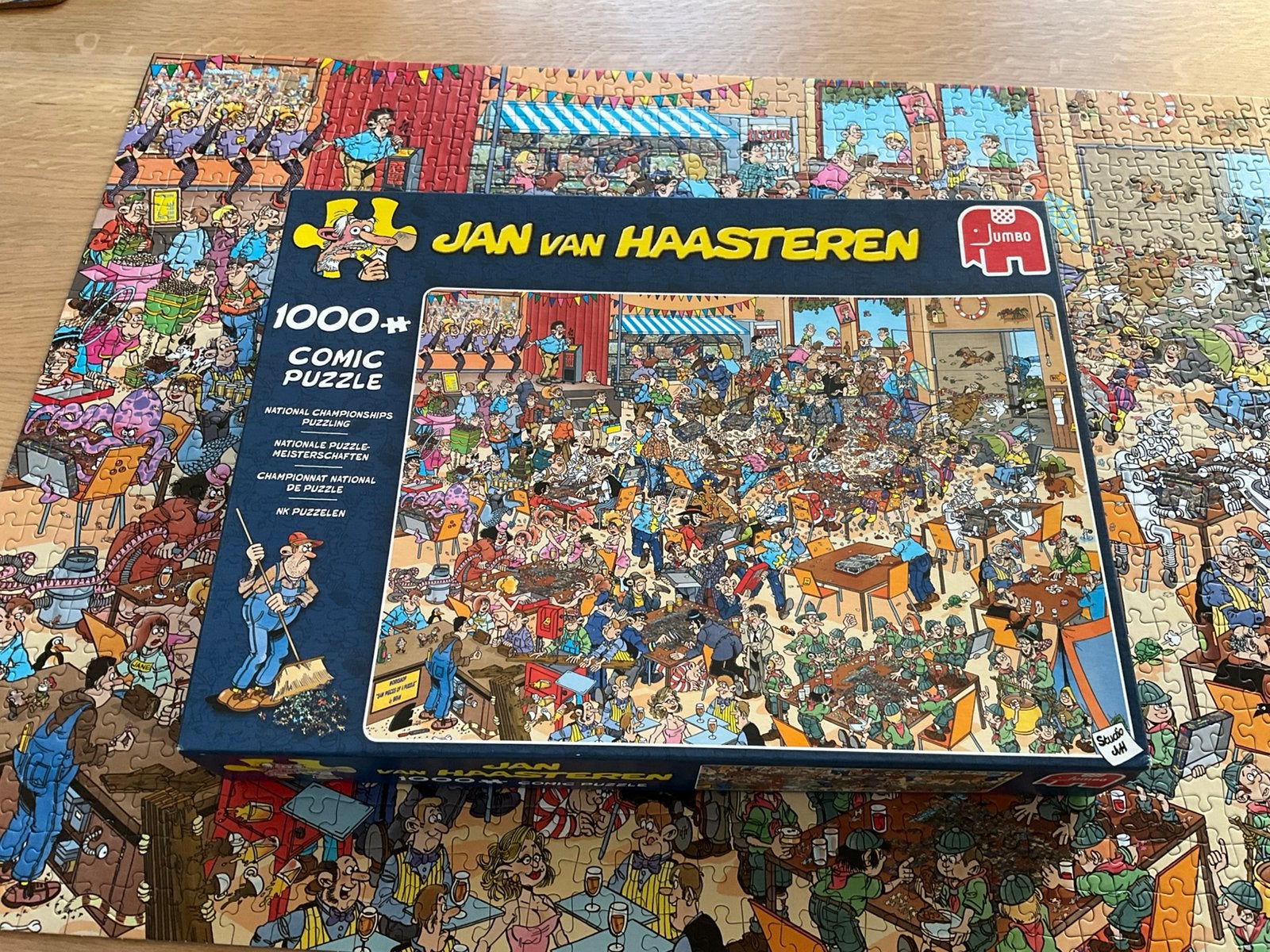 Jan van Haasteren 1000 stukjes puzzel editie NK puzzelen, Ophalen of Verzenden, 500 t/m 1500 stukjes, Zo goed als nieuw