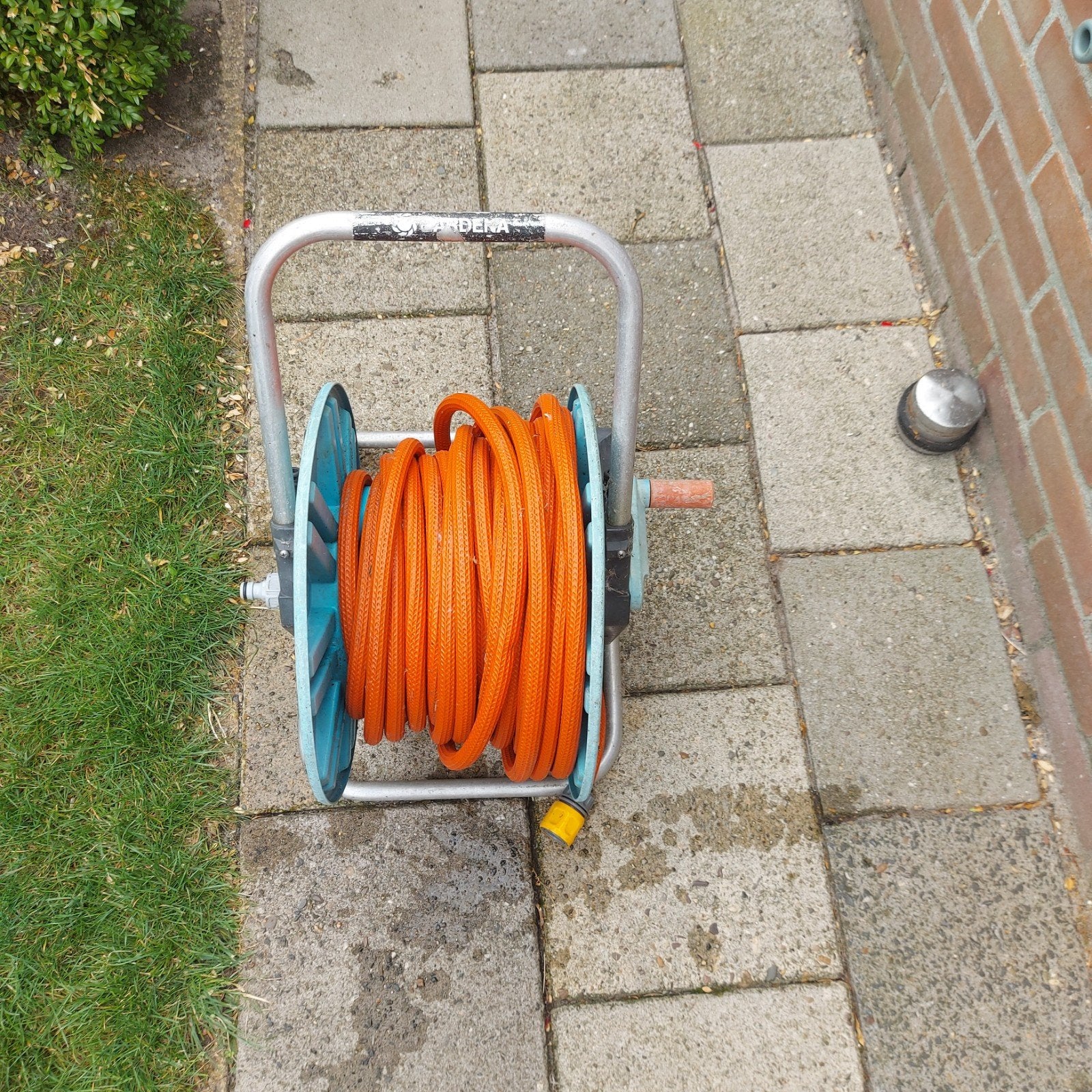 Gardena tuinslang en haspel, Ophalen, Zo goed als nieuw, Tuinslang