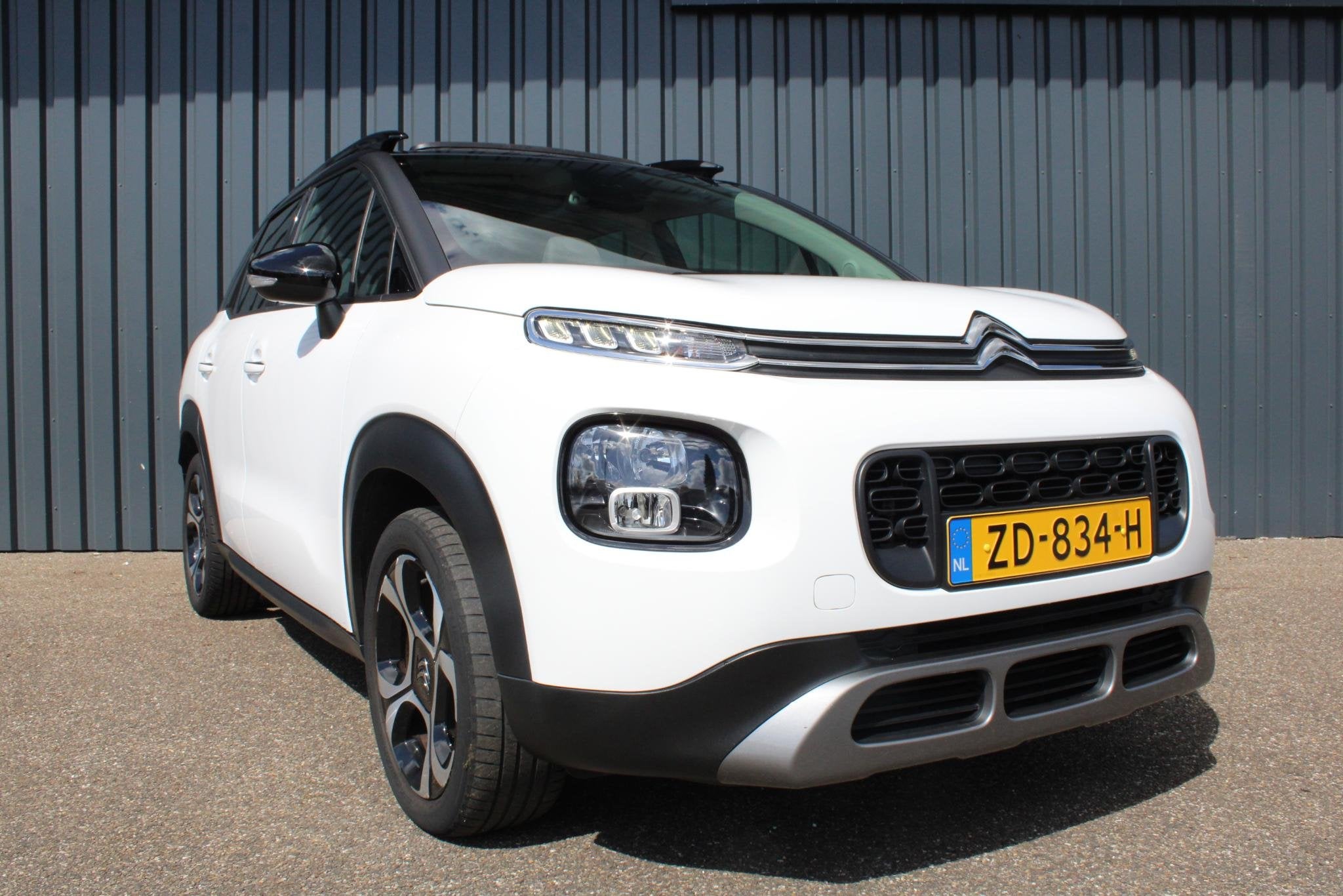 Citroen C3 Aircross 1.2 PureTech S&S Shine 110pk Automaat Sh, Gebruikt, Euro 6, Wit, Origineel Nederlands