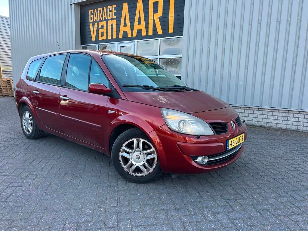 Renault Grand Scénic 2.0-16V Tech Line | NAVI | 7 PERSOONS, Auto's, Voorwielaandrijving, 1998 cc, 135 pk, Gebruikt