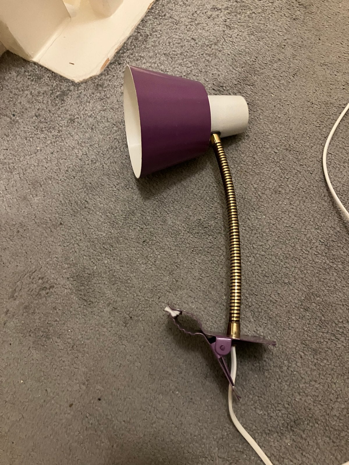 Paarse knijplamp vintage retro jaren 60, Huis en Inrichting, Lampen | Overige, Overige merken, Gebruikt, Metaal, Met schakelaar