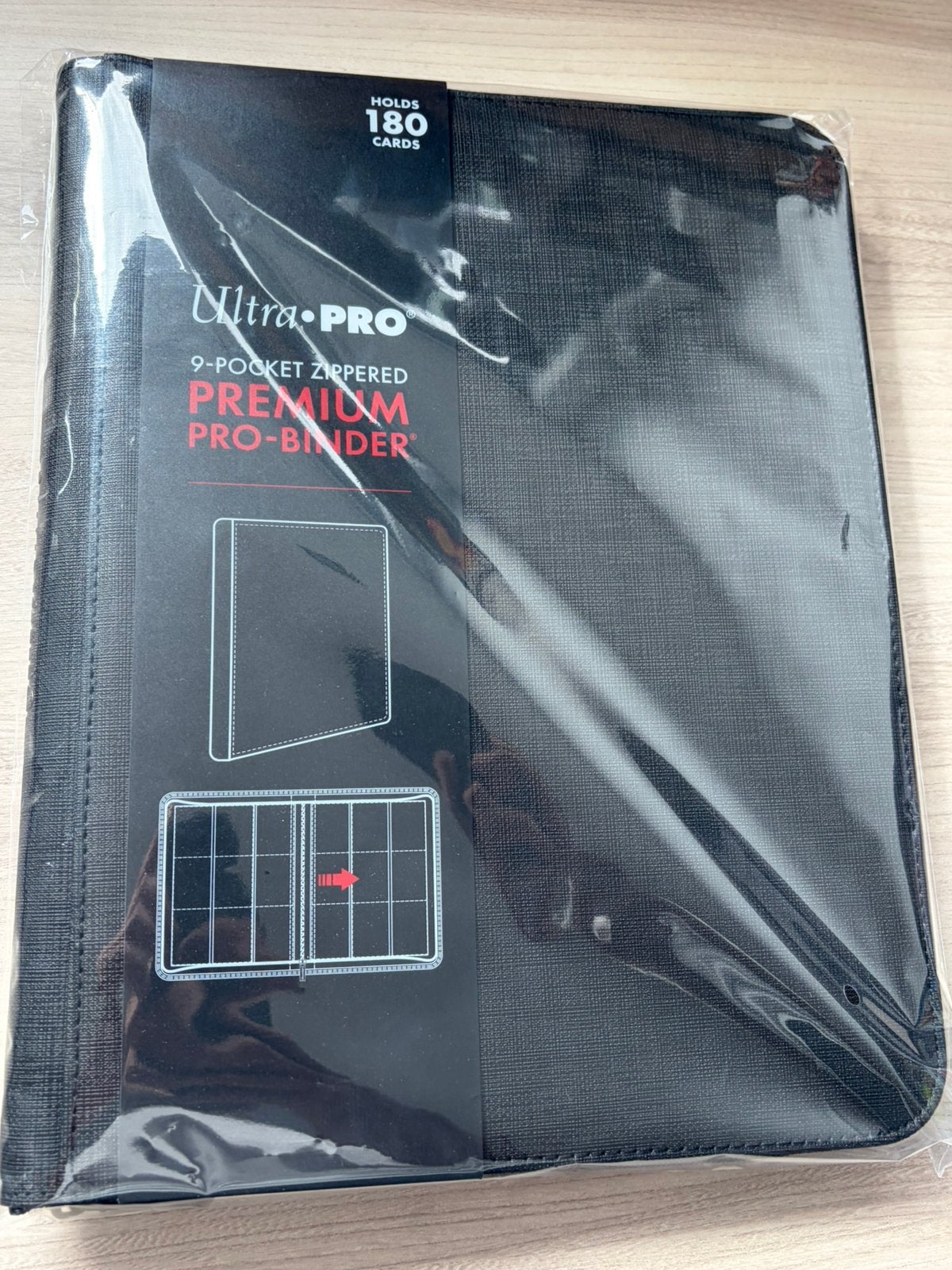 Ultra PRO Premium Pro-Binder 9 Pocket Zippered 180 Black, Ophalen of Verzenden, Zo goed als nieuw