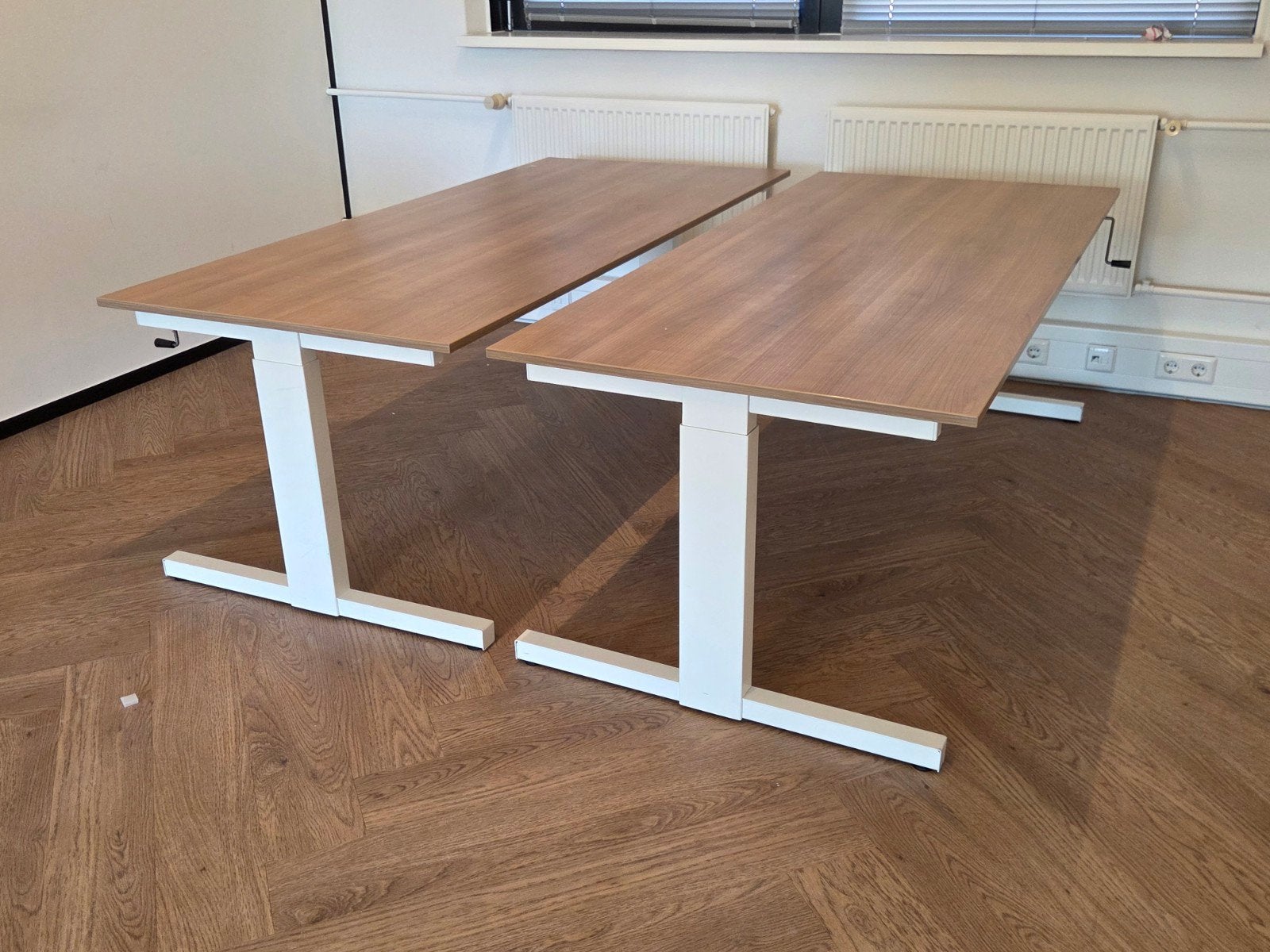 Voortman bureau met zwengel, NIEUW blad naar keuze ( 15 bes, 160 cm, Voortman, In hoogte verstelbaar, Ophalen of Verzenden