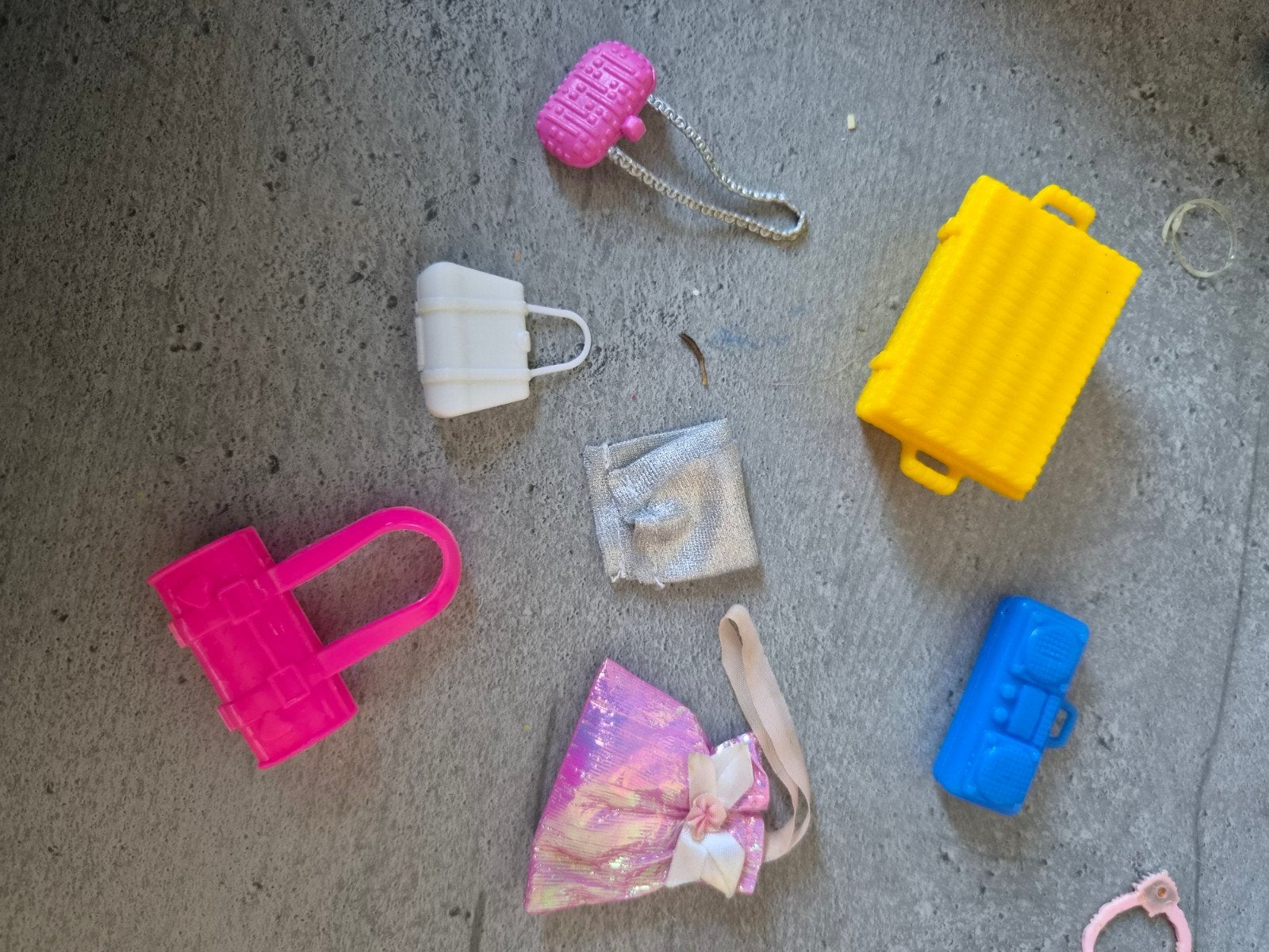 Barbie tassen en koffers set - diverse kleuren, Ophalen of Verzenden