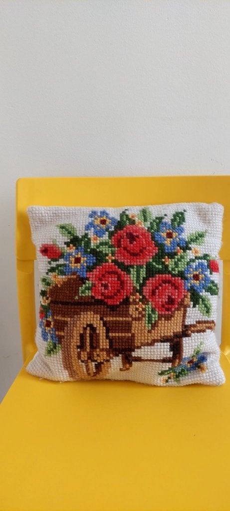 Vintage Handgemaakt  kussen Bloemen (35x35 cm), Vierkant, Ophalen of Verzenden, Zo goed als nieuw, Sierkussen