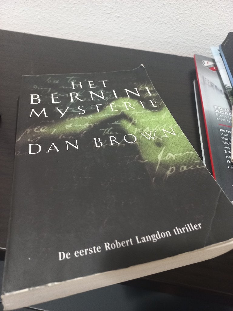 Dan Brown - Het Bernini Mysterie, Ophalen of Verzenden, Gelezen, Dan Brown