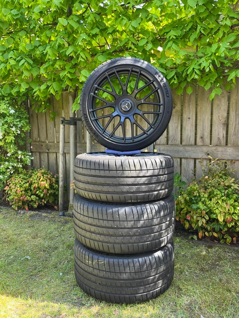 Originele C63 AMG W205 coupé breedset 19/20” (nieuwstaat), Gebruikt, 255 mm, Banden en Velgen, Personenwagen