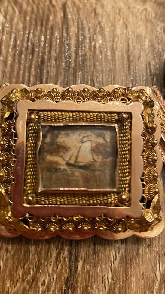 Antieke Volendamse rouwhanger met gouden slotu, Ophalen, Goud, Hanger, Verguld