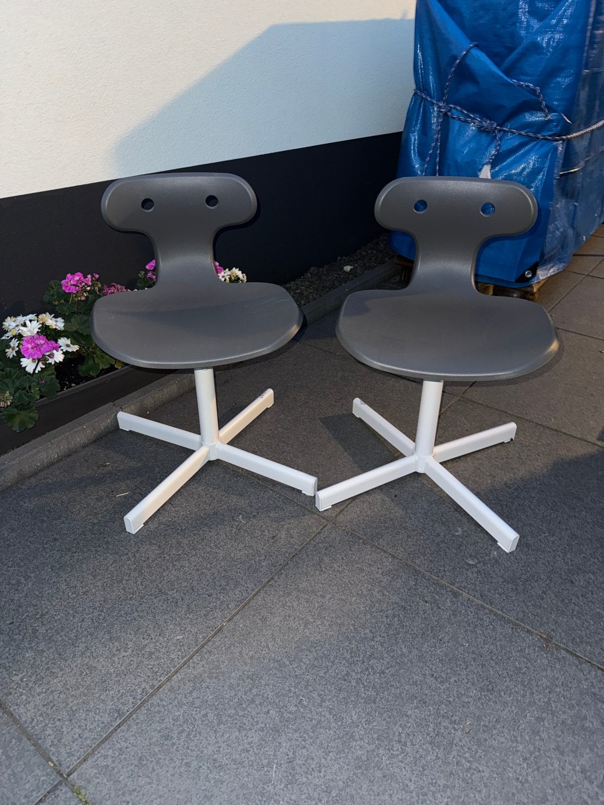2x IKEA ÖRFJÄLL Bureaustoel - Grijs/Wit, Kunststof, Gebruikt, Twee, Ophalen of Verzenden