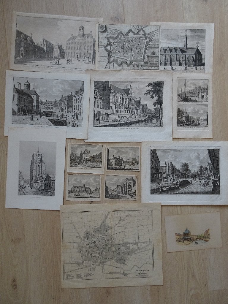 originele gravures en lithos Leeuwarden Friesland 18e eeuw, Antiek en Kunst, Origineel, Ophalen of Verzenden, Kaarten en plattegronden