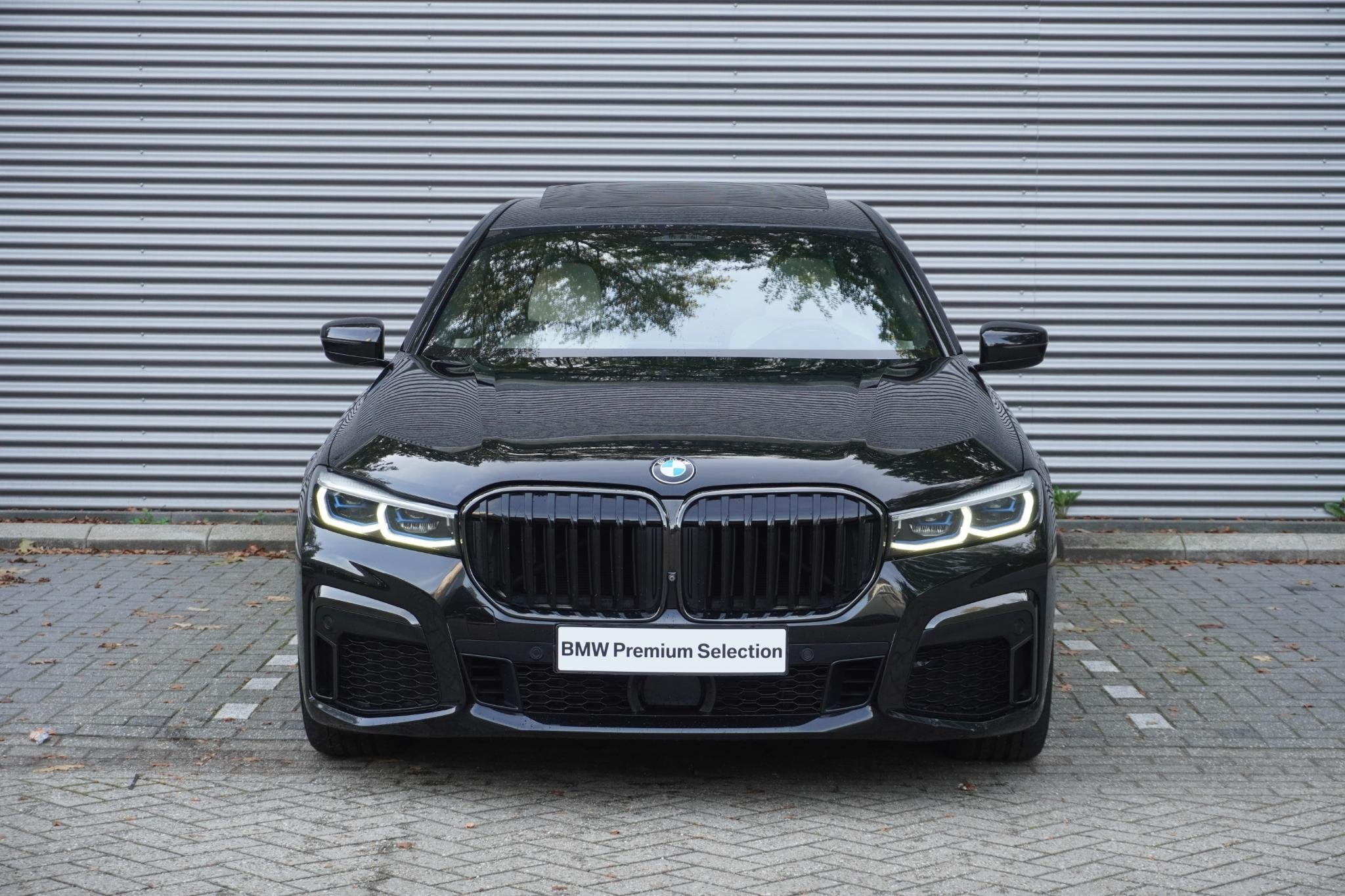BMW 7 Serie 745Le xDrive | 2 Jaar garantie | M Sportpakket |, Stof, Gebruikt, Euro 6, 394 pk
