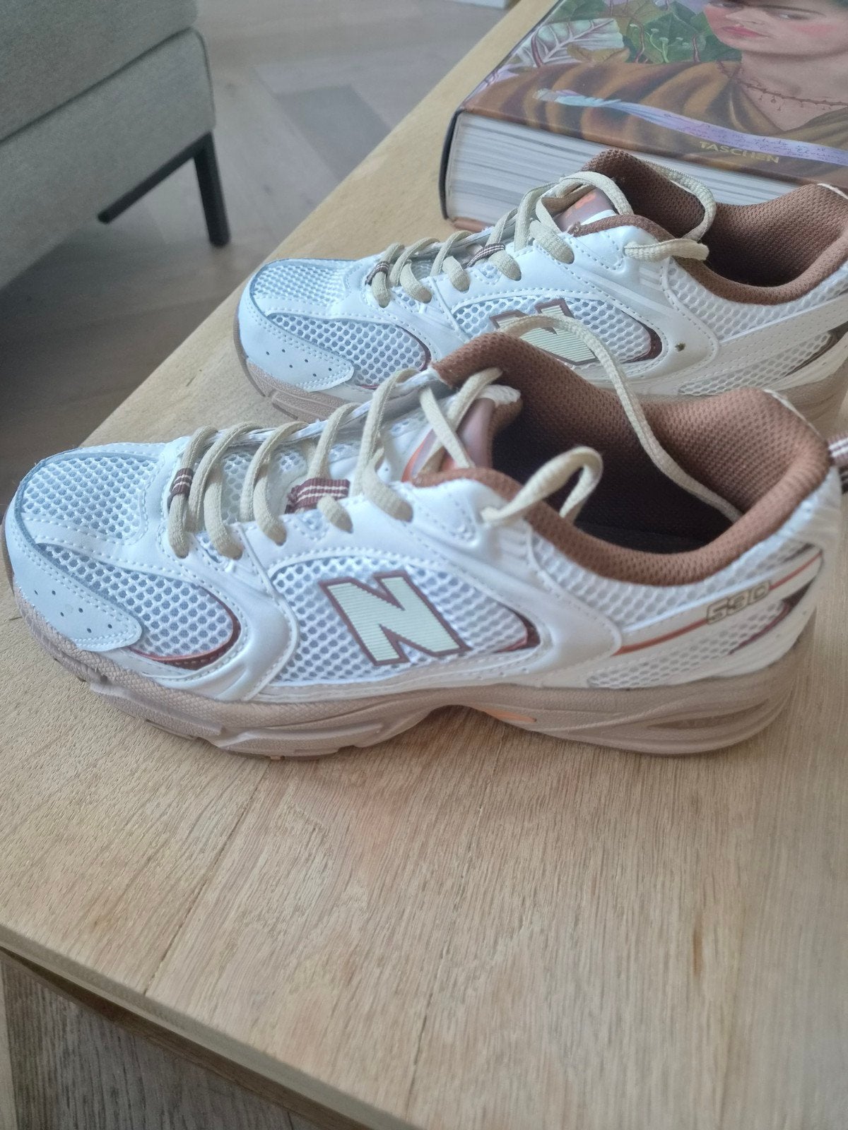 New Balance 530 sneakers - Mt 39.5  Bruin/Wit zgan, Bruin, Verzenden, New Balance, Sneakers of Gympen