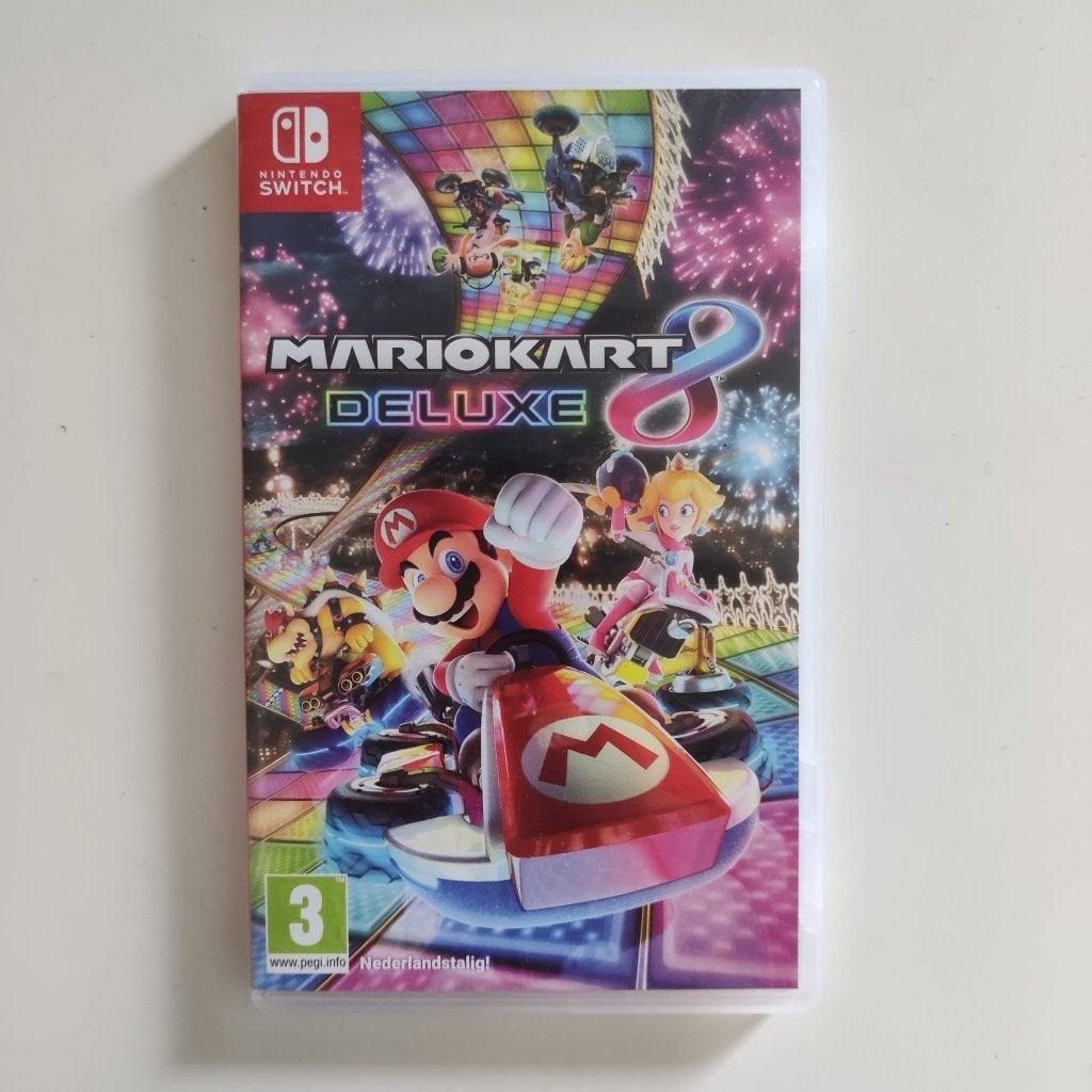 Mario Kart 8 Deluxe - Nintendo Switch, Support@nintendo.com, Ophalen of Verzenden, Zo goed als nieuw, Nintendo Co., Ltd.