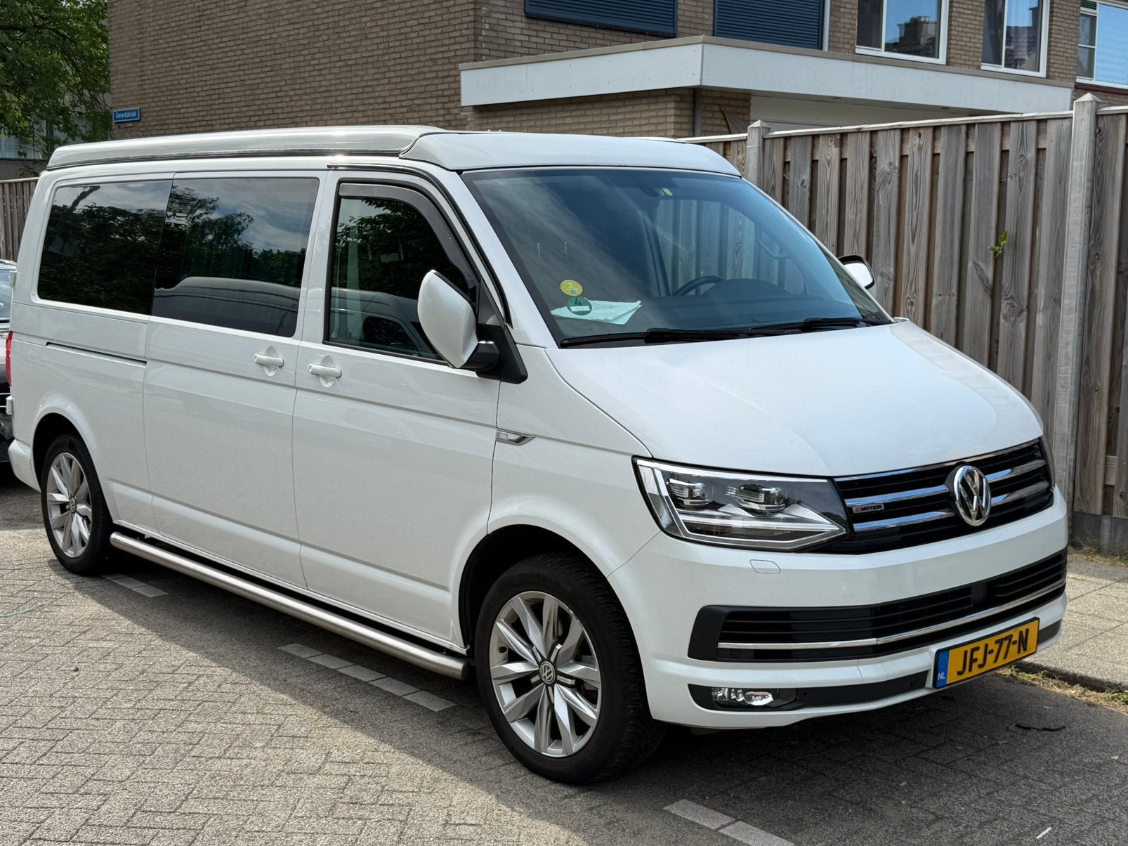 Unieke VW 4 Motion transporter L2 camper bj 2019., Caravans en Kamperen, Automaat, Chemisch toilet, Buscamper of Camperbus, Volkswagen