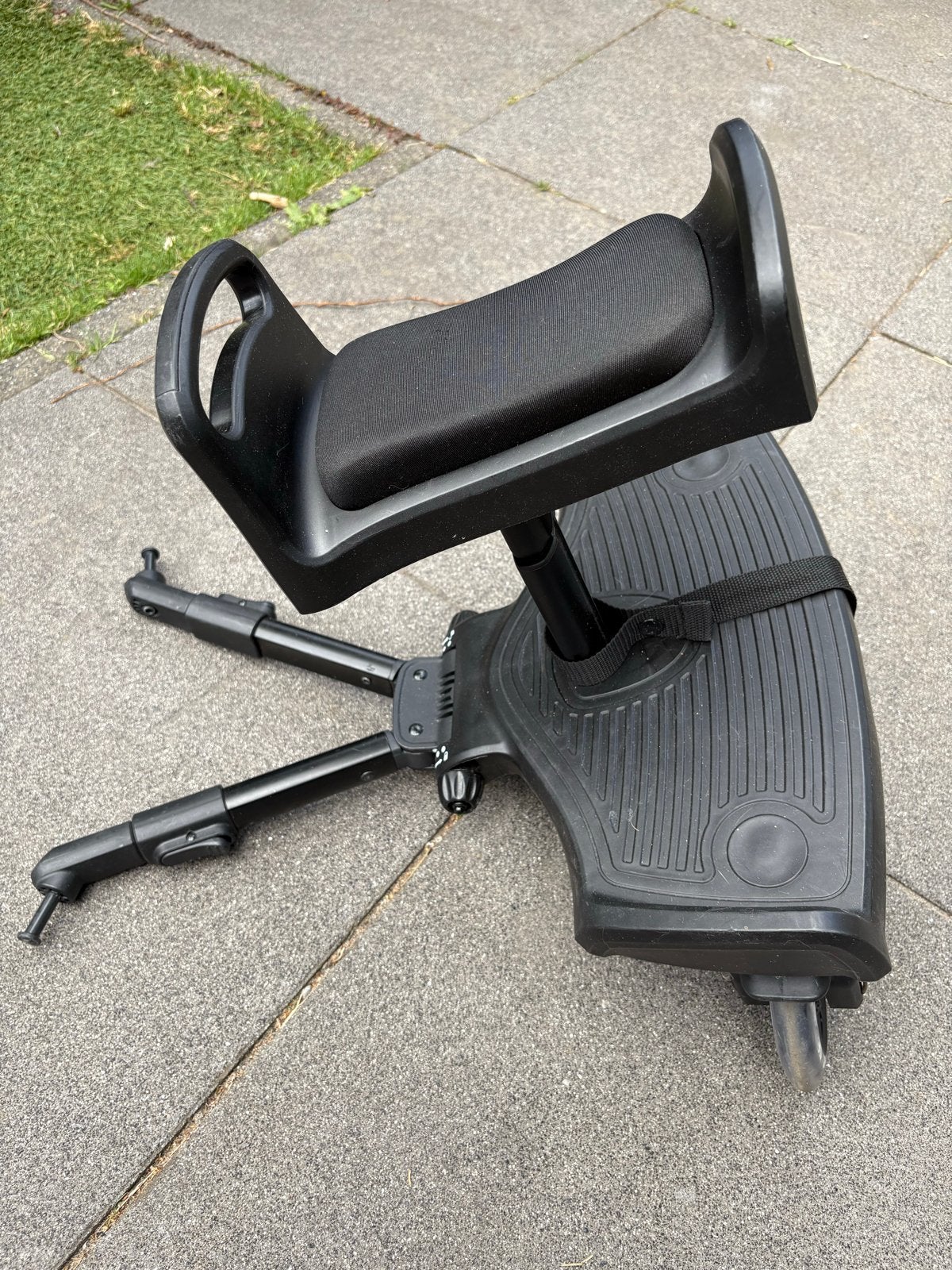 Meerijdplankje met zitje voor kinderwagen, Ophalen, Gebruikt