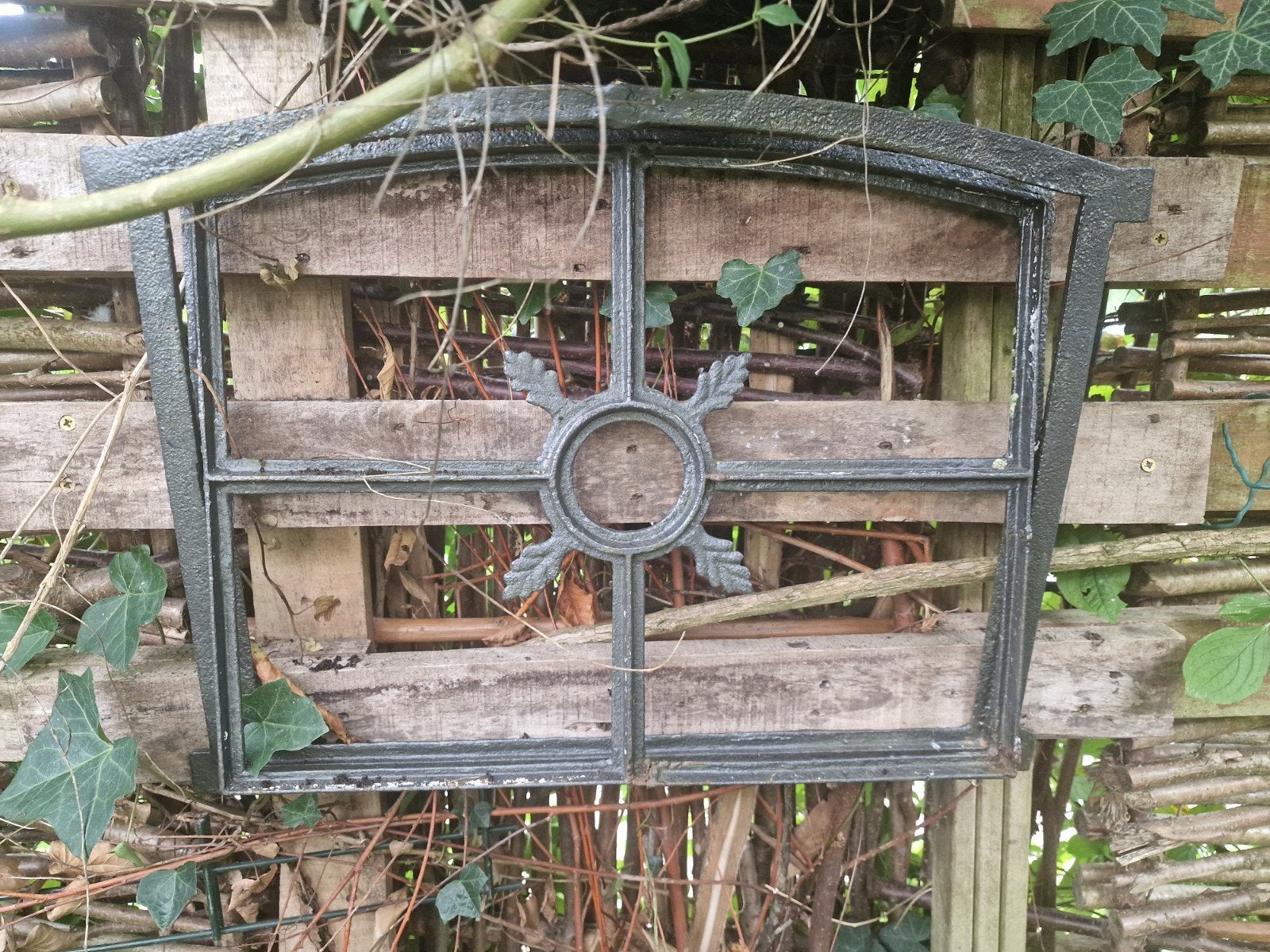 Decoratief gietijzeren stalraam kozijn, Ophalen of Verzenden
