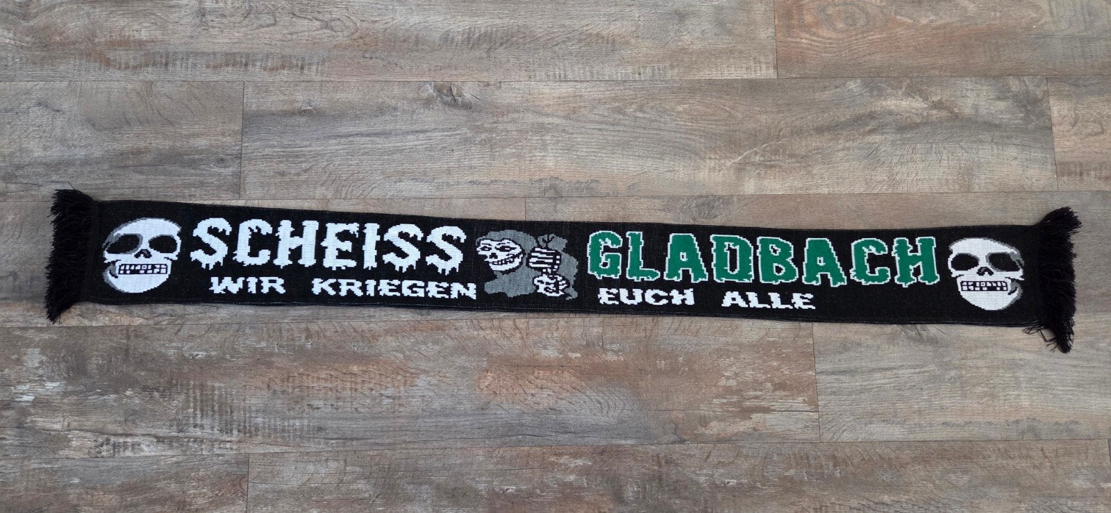 Sjaal Scheiss Gladbach, Ophalen of Verzenden, Zo goed als nieuw, Buitenlandse clubs, Vaantje of Sjaal
