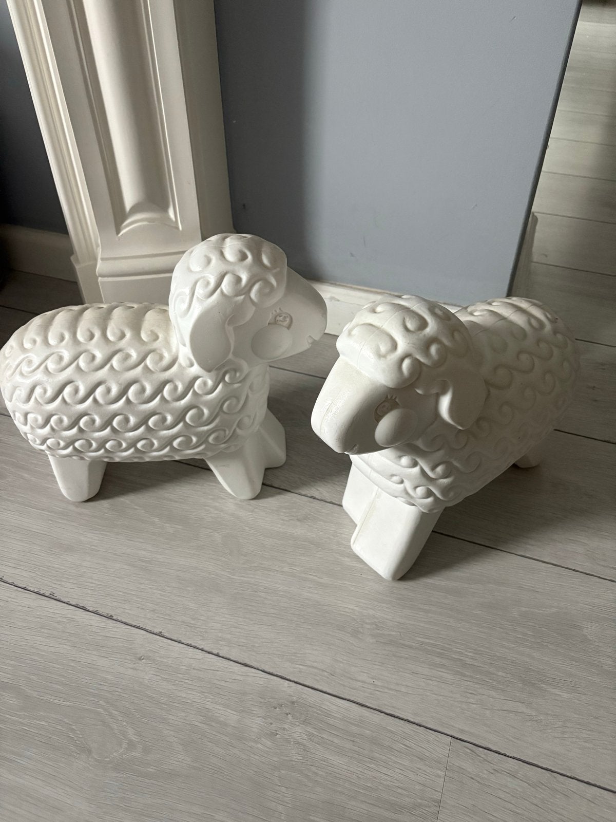 Decoratieve schapen beeldjes - set van 2, Ophalen, Gebruikt, Kunststof, Landelijk