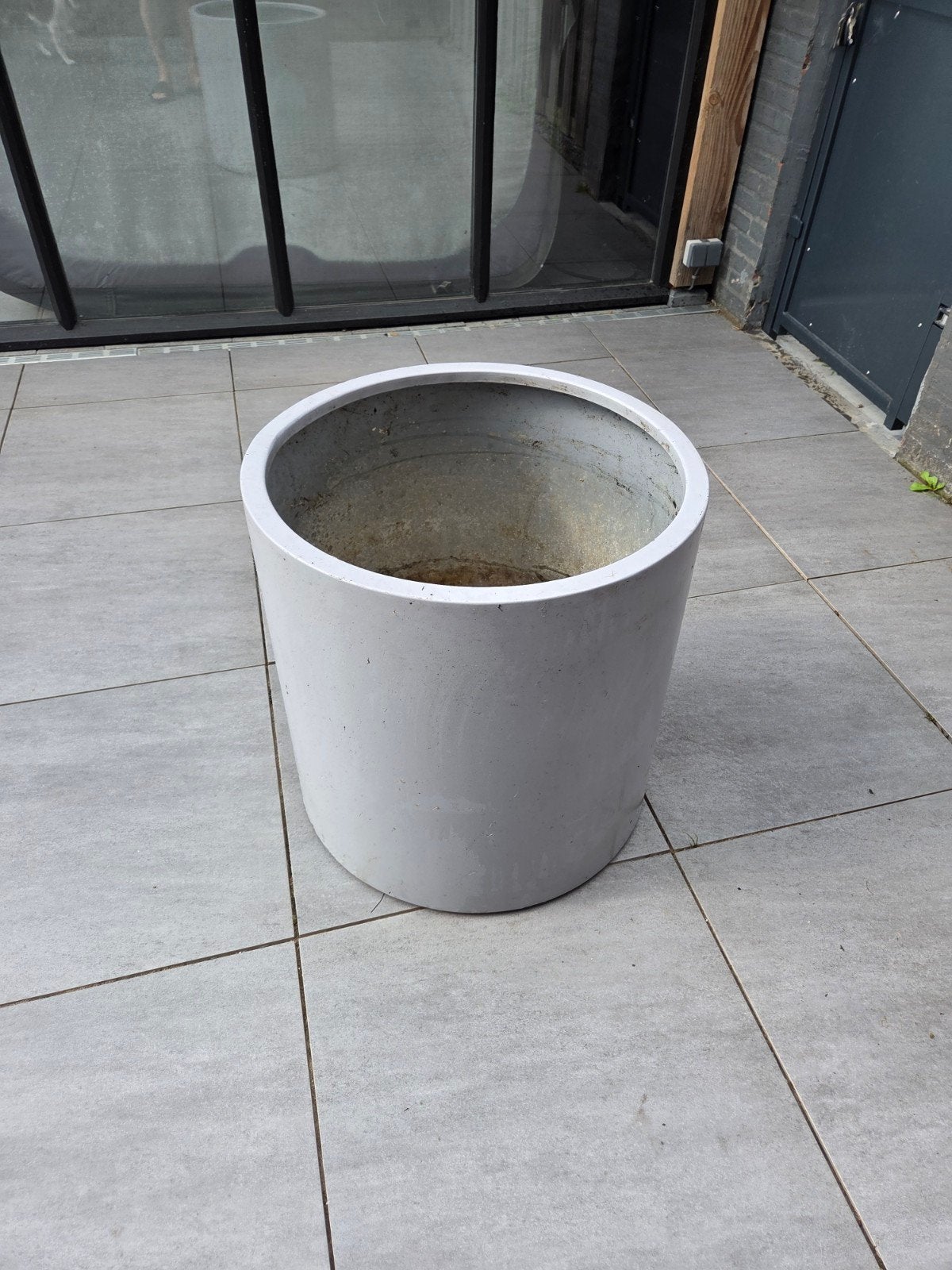 Grote ronde aluminium bloempot, 60x60 cm, Ophalen, Gebruikt, 40 cm of meer, Metaal