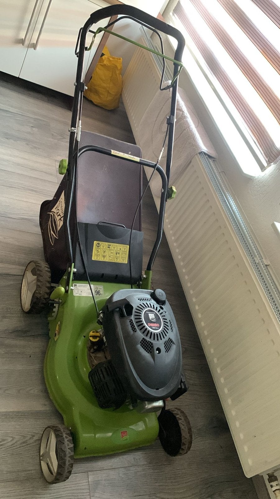 Degelijke Benzine Grasmaaier - Zo goed als nieuw, Ophalen, Cirkelmaaier, Zo goed als nieuw, 40 t/m 49 cm