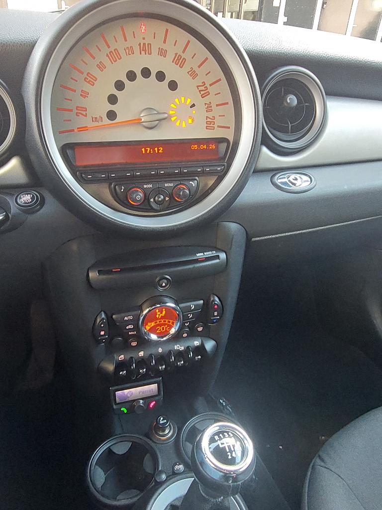 Mini 1.6 Cooper Cabrio 2012 Zwart, Auto's, Mini, Particulier, Cabrio, Airconditioning, Centrale vergrendeling, Cruise Control