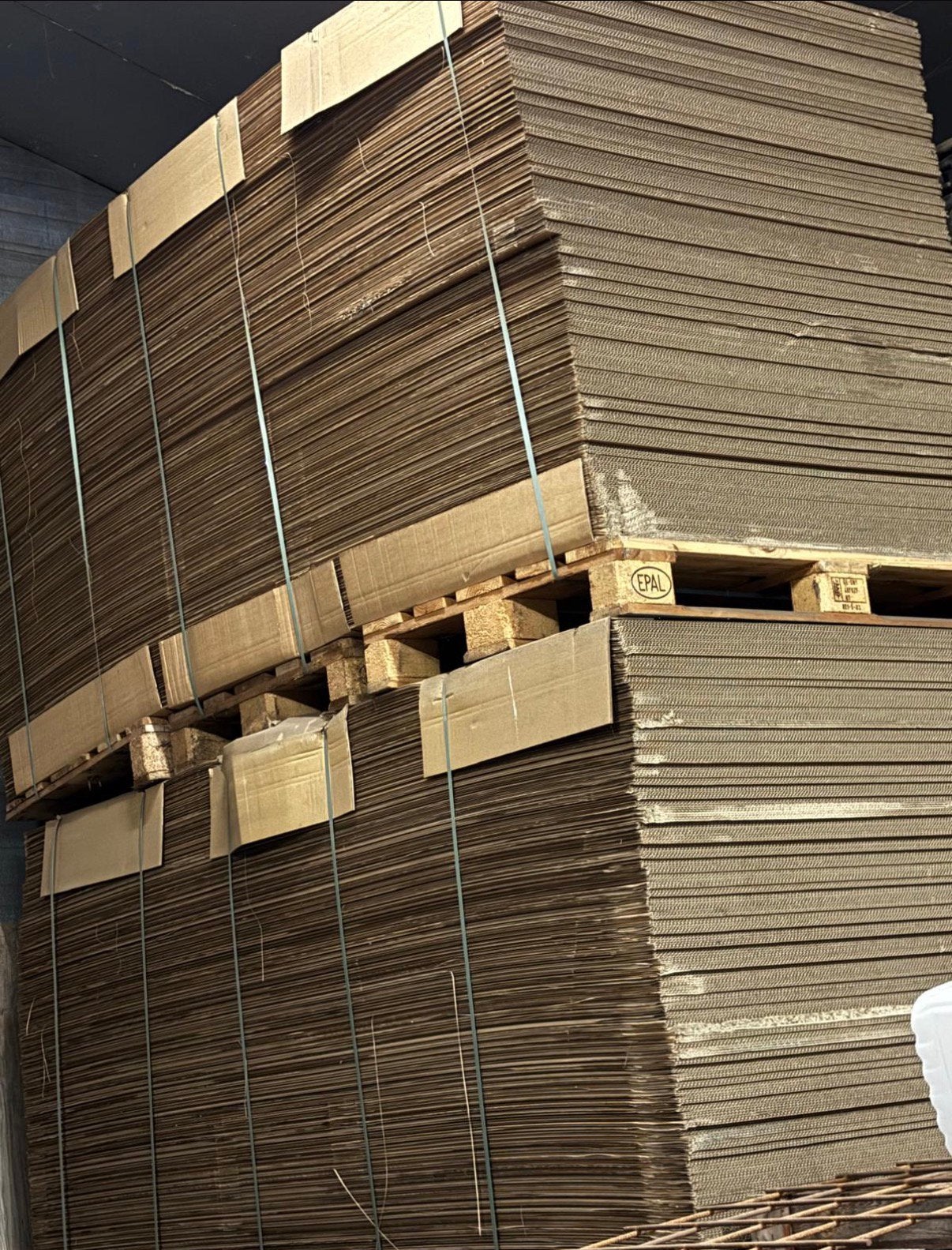 Zware kwaliteit 120x140 triple golfkarton tussenleggers, Doe-het-zelf en Verbouw, Ophalen of Verzenden