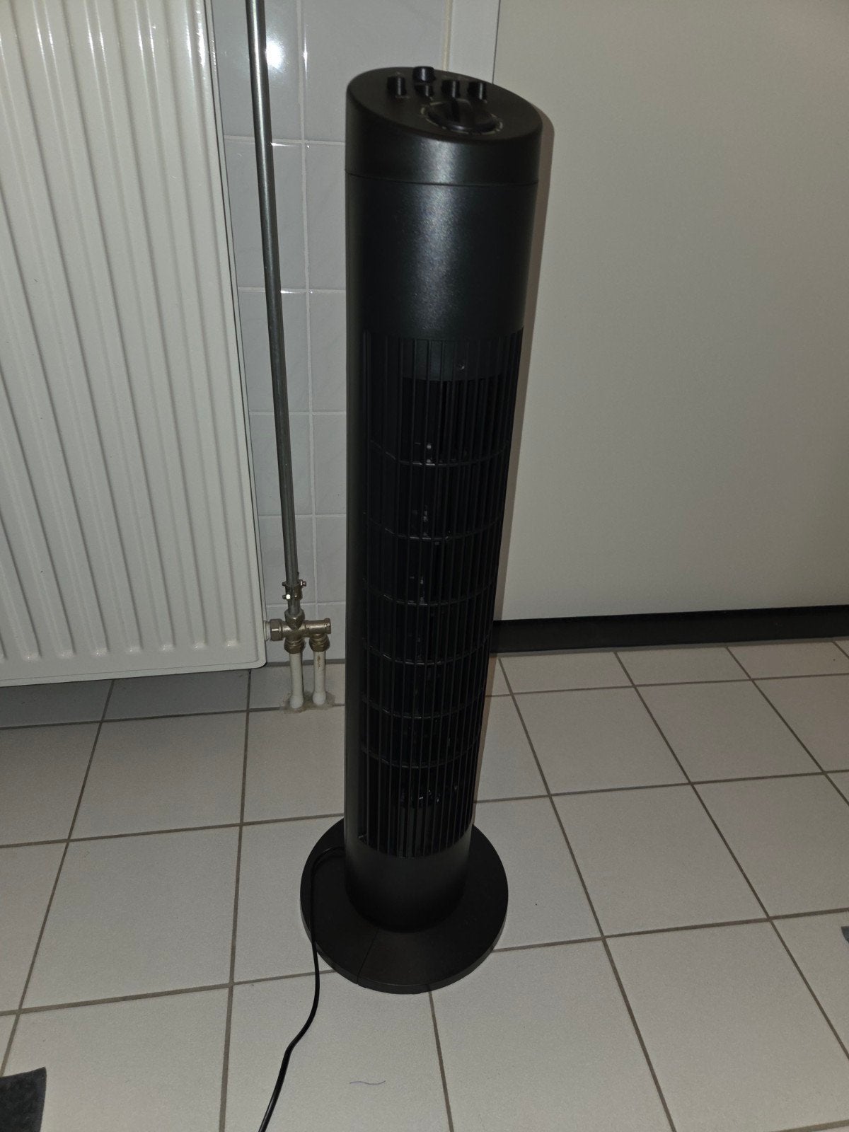 Zwarte Torenventilator met 3 Snelheden en Zwenkfunctie, Witgoed en Apparatuur, Ventilatoren, Ophalen, Gebruikt, Torenventilator