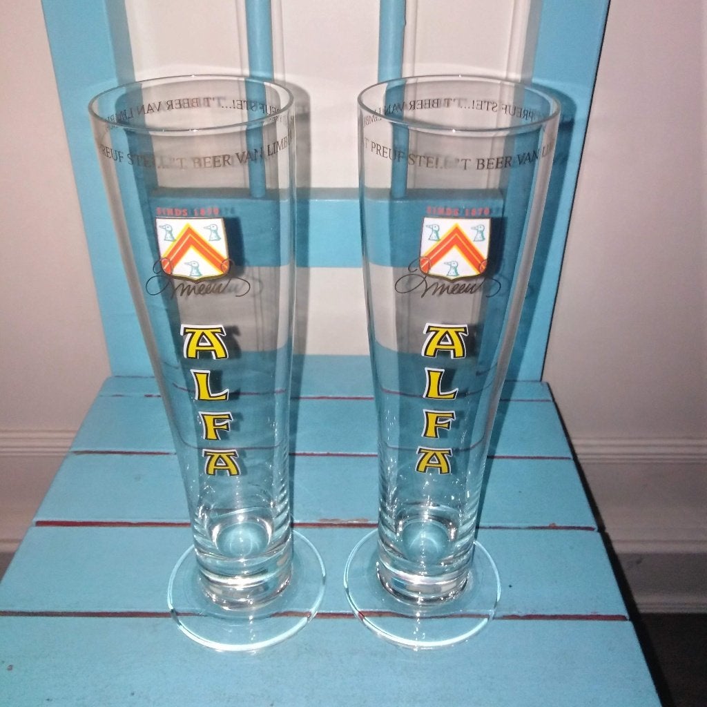Alfa meens beer van Limburg glazen 3 stuks, Verzamelen, Biermerken, Ophalen, Gebruikt, Glas of Glazen, Overige merken