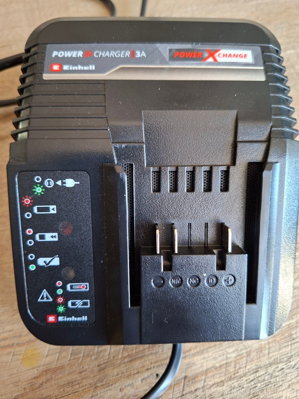 Einhell accu lader, Ophalen of Verzenden