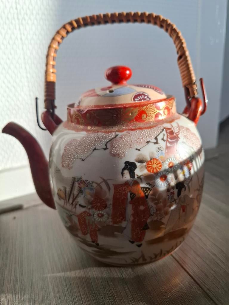 Antieke Kutani Theepot met Warmer, Ophalen of Verzenden
