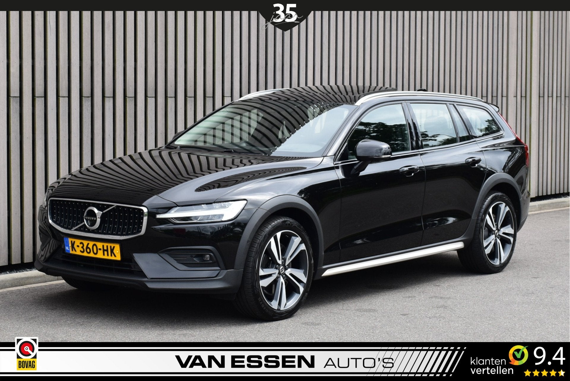 Volvo V60 Cross Country 2.0 B5 AWD Ultimate Pano 360-Camera, 15 km/l, 4 cilinders, 1969 cc, Zwart
