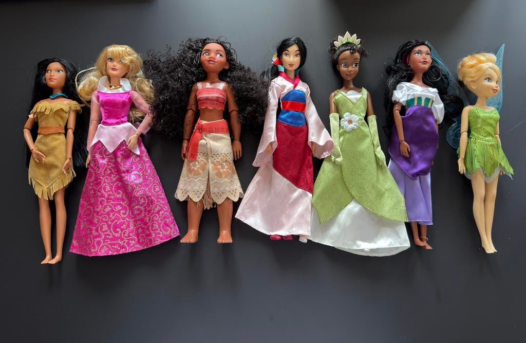 7 poppen van de Disney Princess Classic Doll Collection, Verzenden, Zo goed als nieuw