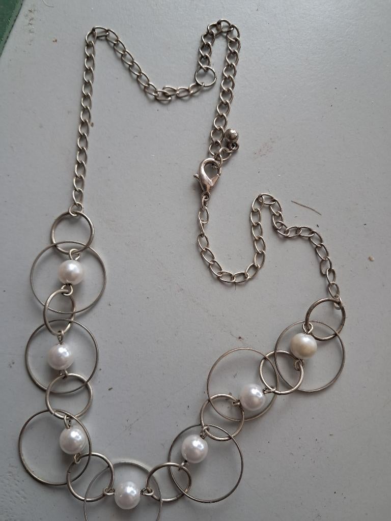ketting met ringen,lengte 45 cm, Ophalen of Verzenden, Gebruikt, Zilver, Overige materialen