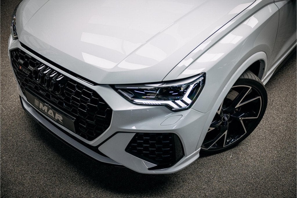Audi RSQ3 TFSI | Carbon | Elek. stoelen | Camera | stoel ver, Automaat, Gebruikt, Automatische klimaatregeling, Wit