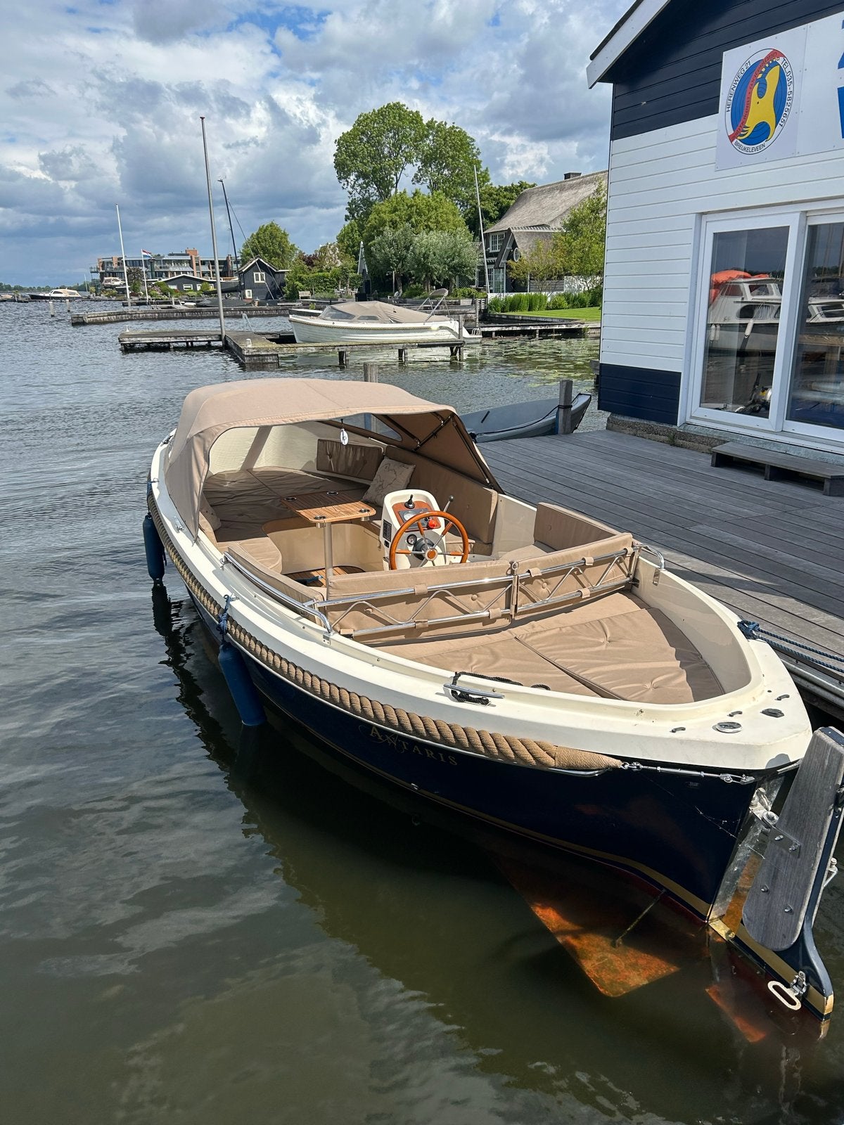 Antaris Regenboog RB 24 met boegschroef en nieuwe kap 2009, Ophalen, 16 pk, Binnenboordmotor, Antaris