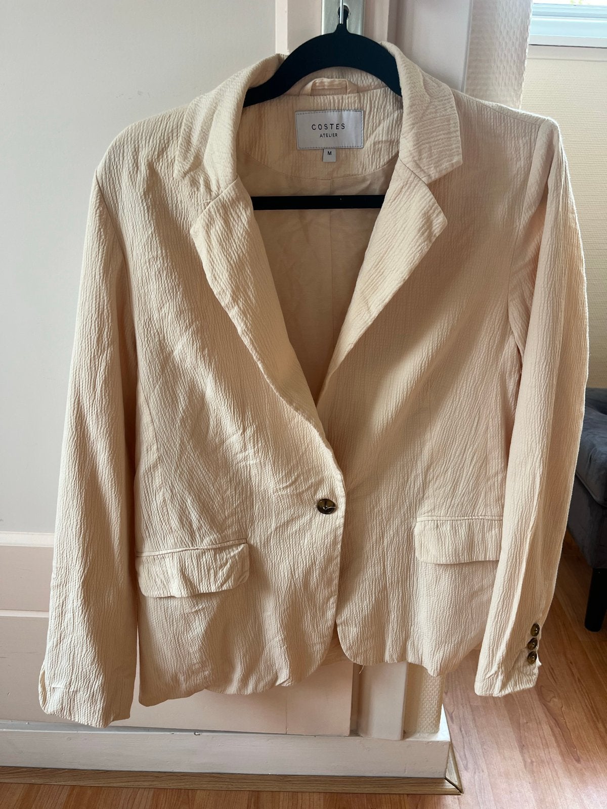 Costes Atelier Blazer en Short Set - Maat M, Kleding | Dames, Maat 38/40 (M), Beige, Ophalen of Verzenden, Zo goed als nieuw