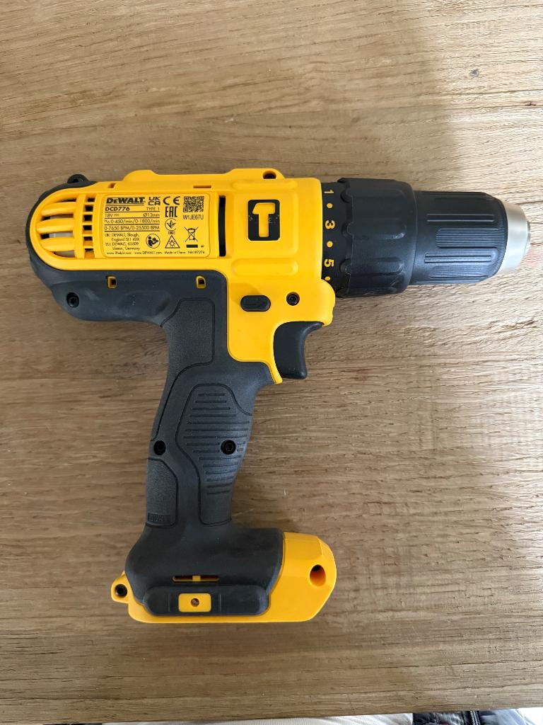 Nieuwe Dewalt Boormachine DCD776 18V, Ophalen, Nieuw, Boor- en Schroefmachine, Variabele snelheid