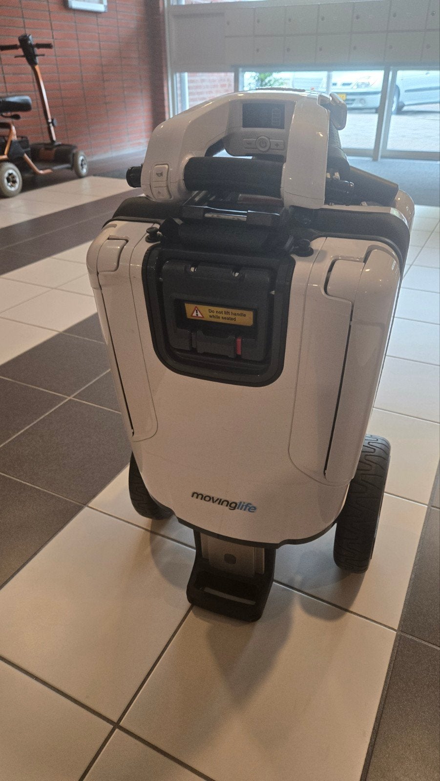 Atto Moving Life, Ophalen, Zo goed als nieuw, 26 t/m 35 km, 10 km/u of minder
