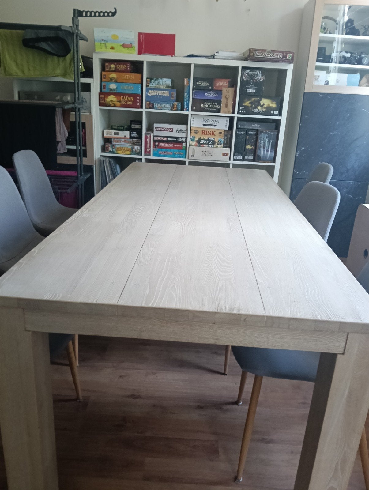 Eetkamertafel met 6 grijze stoelen - Whitewash, Ophalen, Gebruikt, 200 cm of meer, 50 tot 100 cm