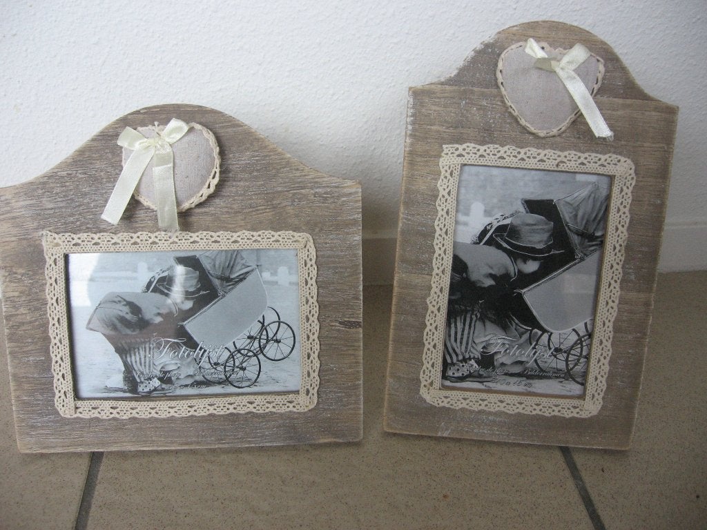 2 nieuwe Houten Fotolijstjes met Stoffen Hartjes, Hout, Nieuw, Standaard fotolijst, Ophalen of Verzenden