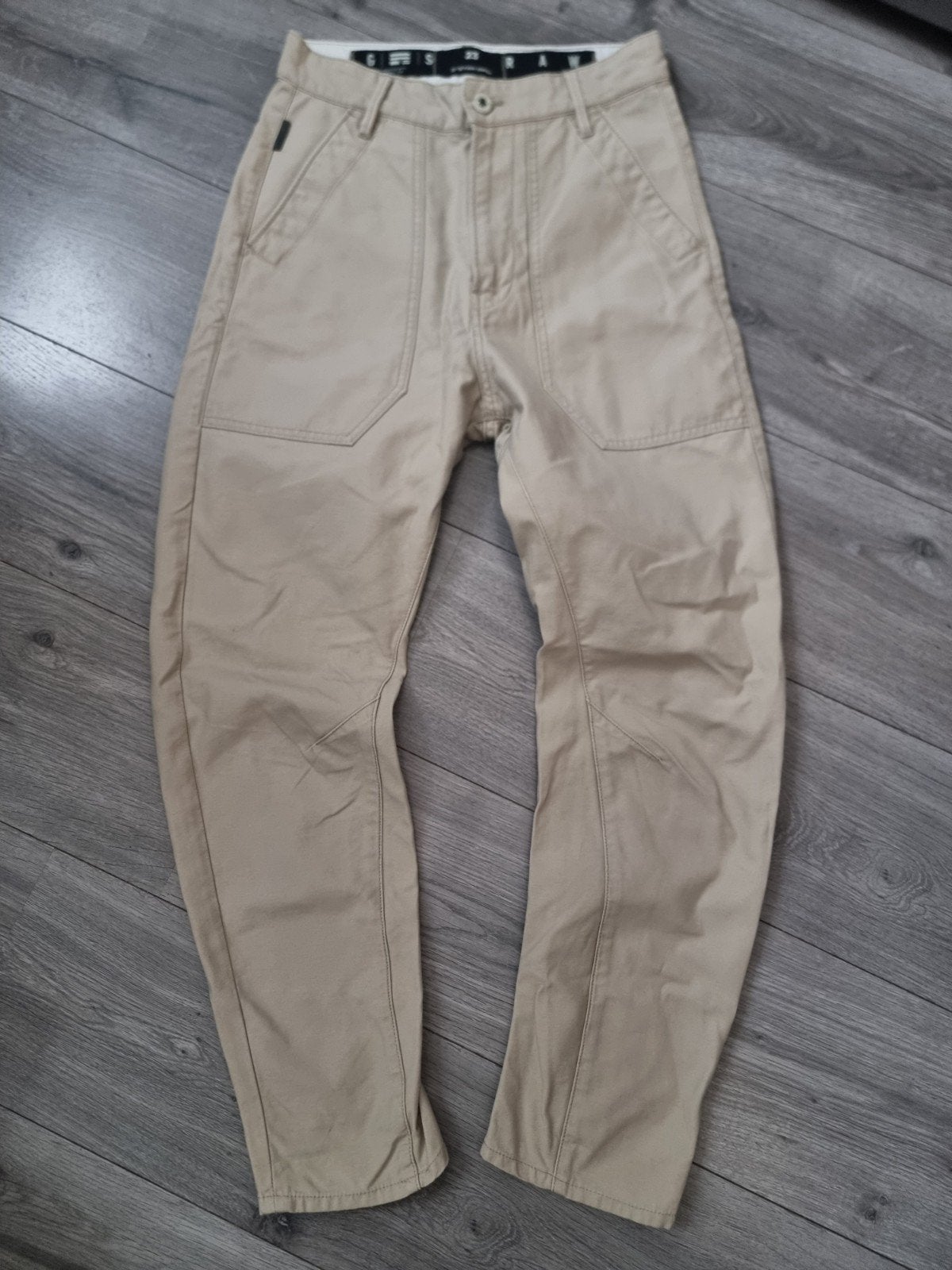 Beige dames broek G-Star, maat W23, Nieuw (AZ3), Kleding | Dames, Maat 38/40 (M), Beige, Nieuw, Ophalen of Verzenden