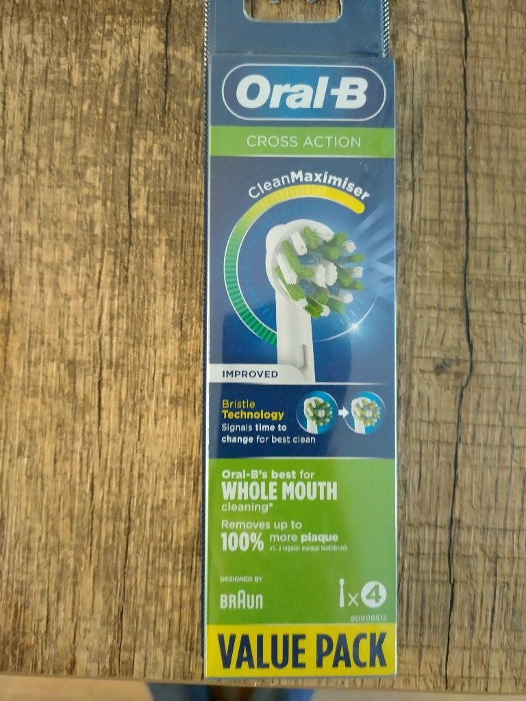 Oral-B Cross Action nieuw 4 stuks borsteltjes, Ophalen of Verzenden, Nieuw, Opzetborstel