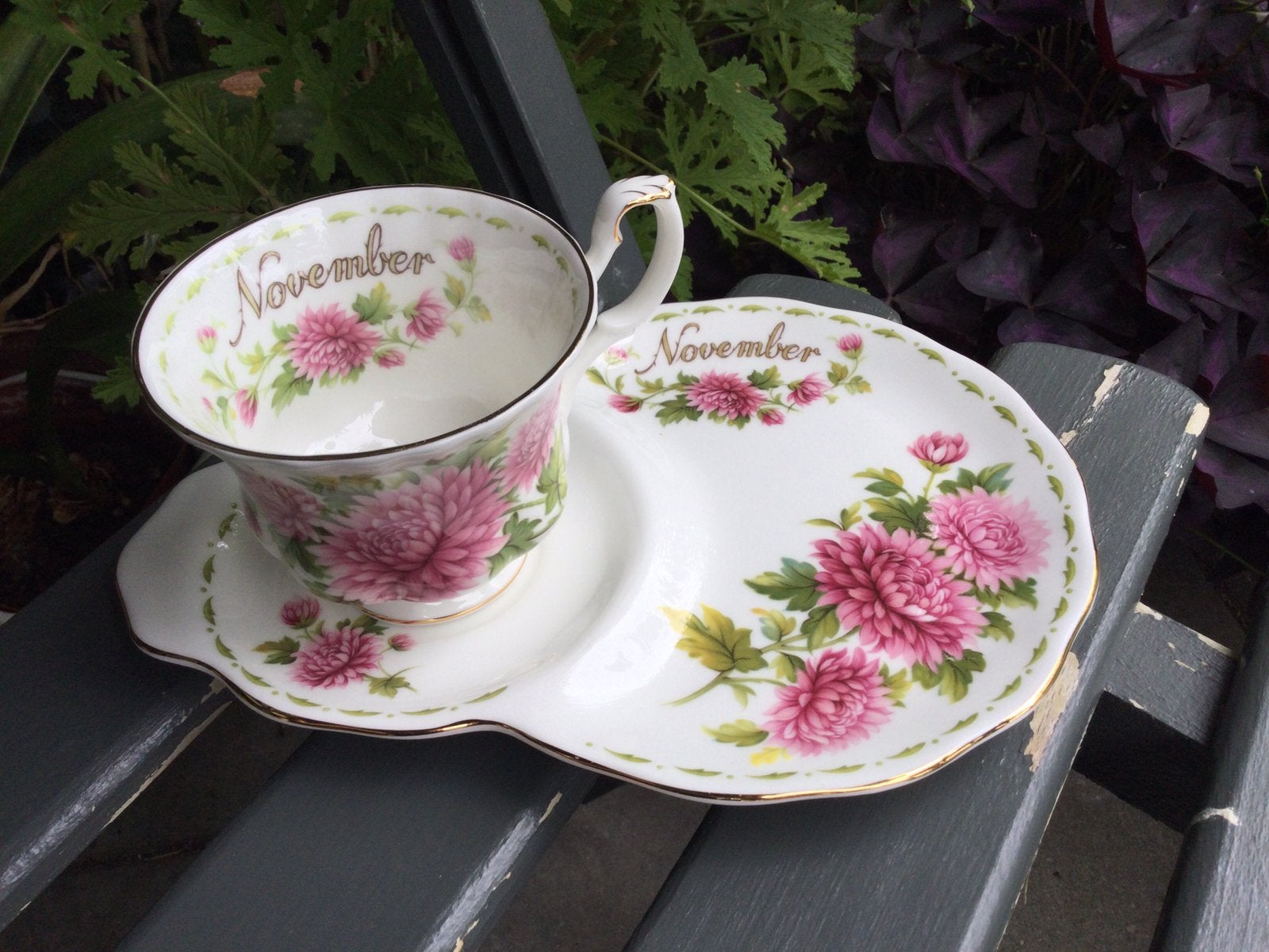 Royal Albert flower of the month, Ophalen of Verzenden
