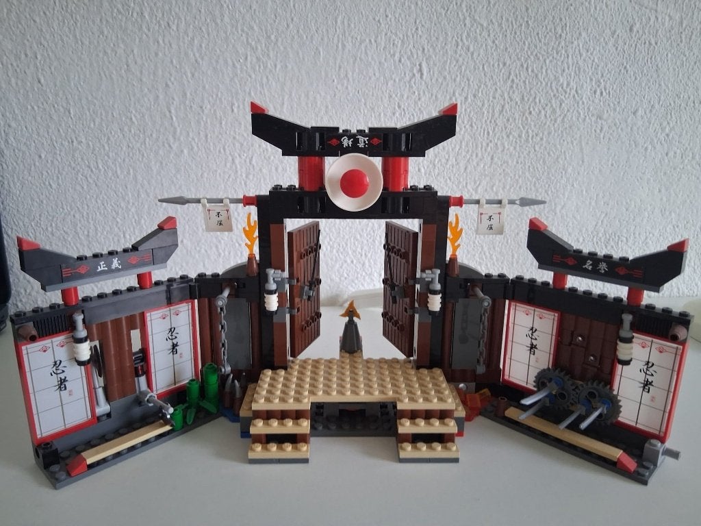 Lego ninjago 2504 Spinjitzu dojo, Gebruikt, Lego, Ophalen of Verzenden, Compleet
