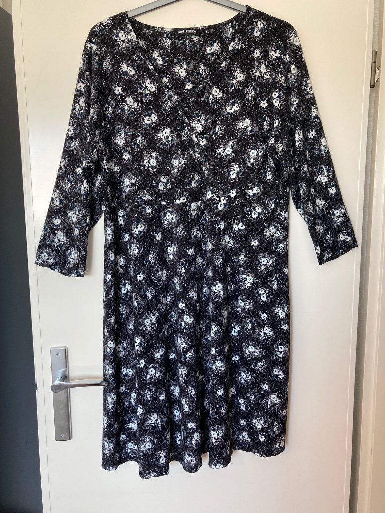 NIEUW jurk Debenhams viscose zwart bloemen maat 50, Zwart, Maat 46/48 (XL) of groter, Nieuw, Ophalen of Verzenden